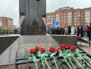 В Ленобласти почтили память жертв и героев Чернобыльской катастрофы