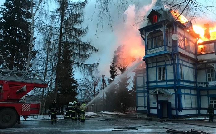 Пожар в детском санатории охватил 750 кв.метров