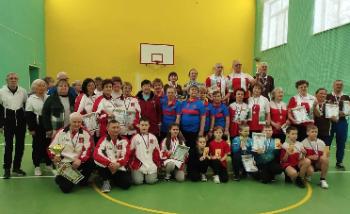 Спортивный фестиваль двух поколений прошел в Кузнечном