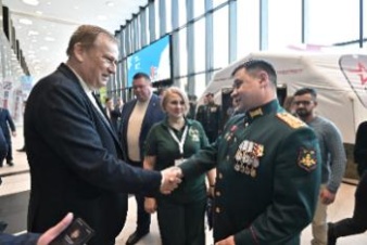 Александр Дрозденко: «Сегодняшние защитники Отечества – наследники поколения победителей»