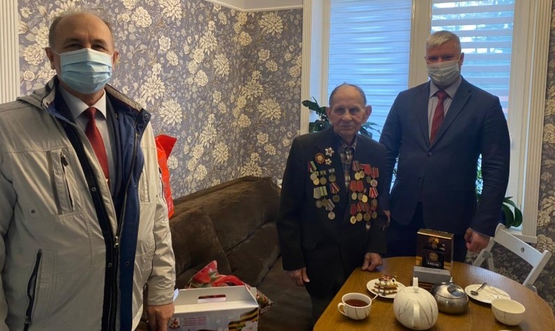 Ветерана Великой Отечественной войны поздравили в Первомайском