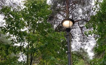 В «Булонском» парке станет светлее