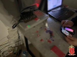 Во Всеволожском районе киберполиция ликвидировала узел связи украинских мошенников