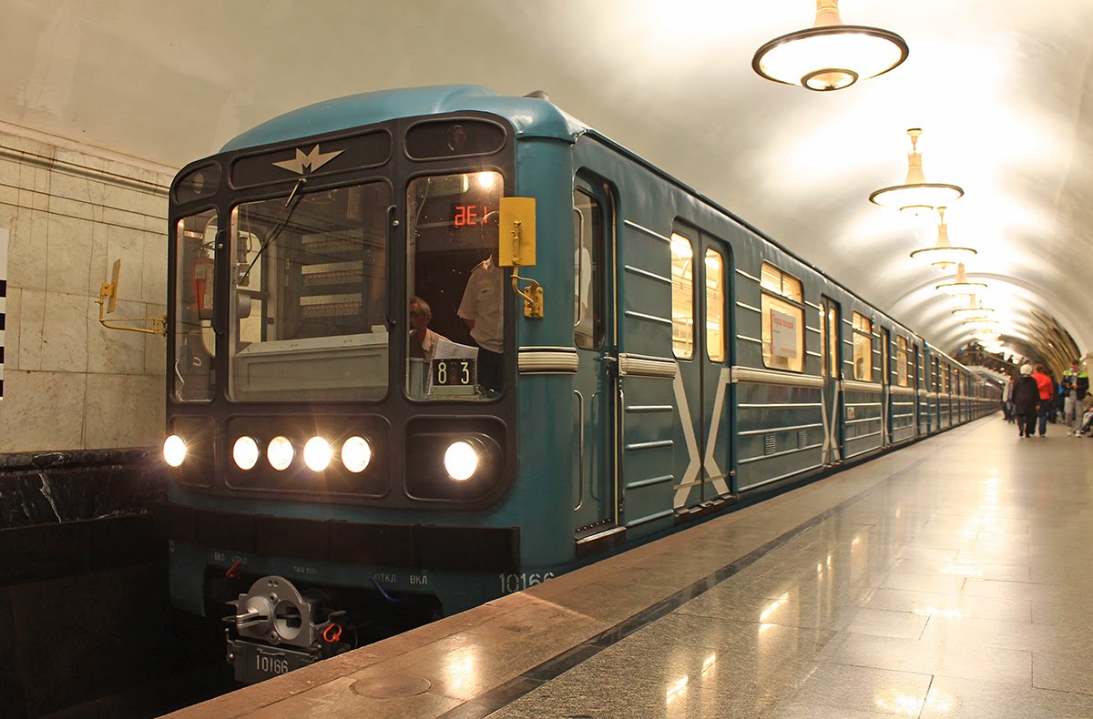 Власти Петербурга сообщили, когда появится метро в Кудрово, Янино и Буграх