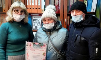 Участники конкурсов из Подпорожского района получили призы и подарки в канун Нового года