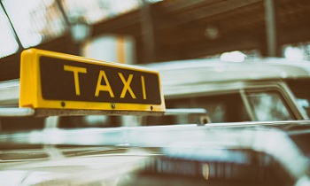 Расширен перечень объектов социального такси